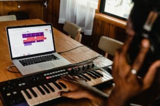 soundtrap-0Jmi6d2Udk-unsplash